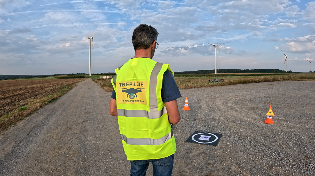 Pilote de drone en action